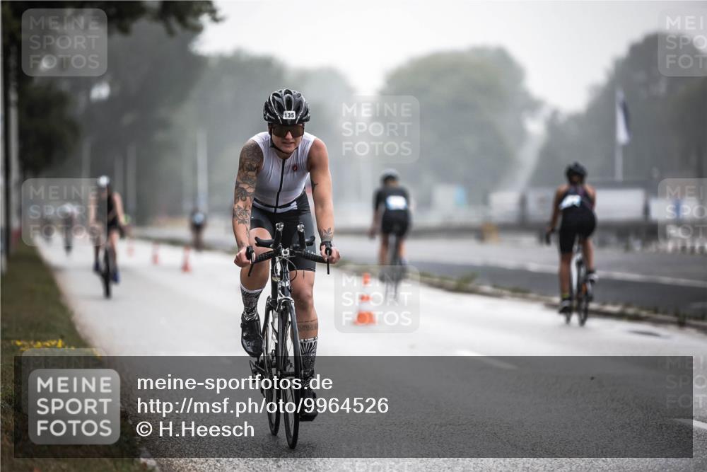 16.08.2026 - KN Förde Triathlon 2026 H.Heesch http://msf.ph/oto/9964526 16.08.2026 09:35:42 Radfahren 135, 238, 252, 259, 263 meine-sportfotos.de