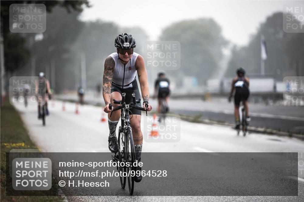 16.08.2026 - KN Förde Triathlon 2026 H.Heesch http://msf.ph/oto/9964528 16.08.2026 09:35:42 Radfahren 135, 238, 252, 259, 263 meine-sportfotos.de
