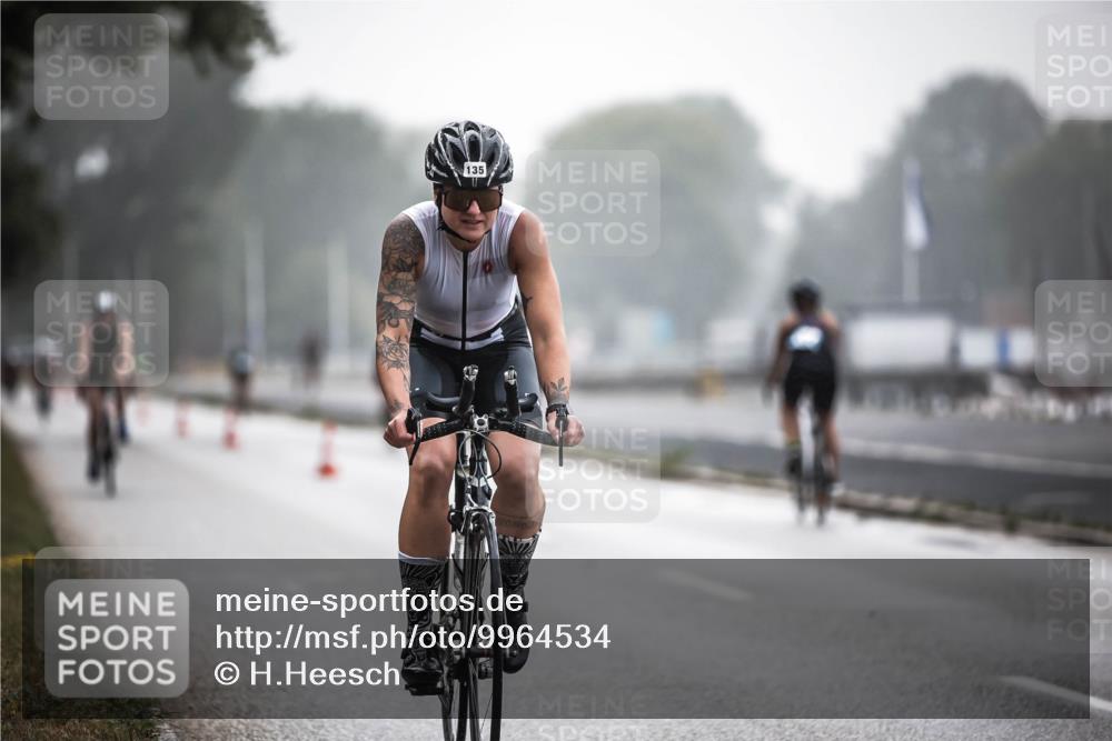 16.08.2026 - KN Förde Triathlon 2026 H.Heesch http://msf.ph/oto/9964534 16.08.2026 09:35:42 Radfahren 135, 238, 252, 259, 263 meine-sportfotos.de