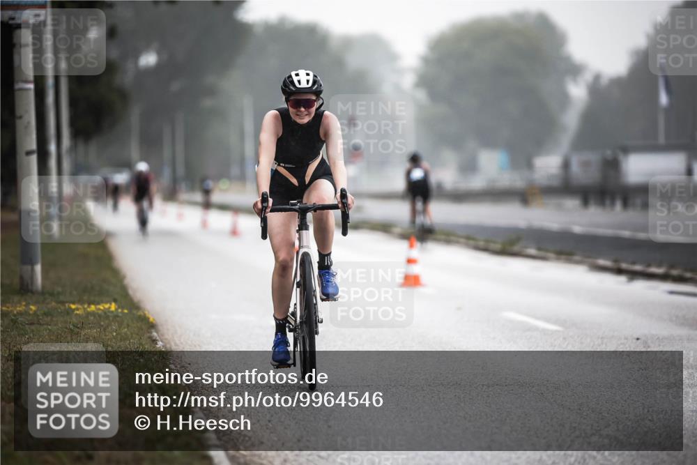 16.08.2026 - KN Förde Triathlon 2026 H.Heesch http://msf.ph/oto/9964546 16.08.2026 09:35:46 Radfahren 238, 259 meine-sportfotos.de