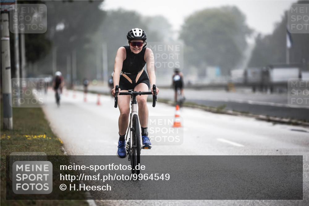 16.08.2026 - KN Förde Triathlon 2026 H.Heesch http://msf.ph/oto/9964549 16.08.2026 09:35:46 Radfahren 238, 259 meine-sportfotos.de