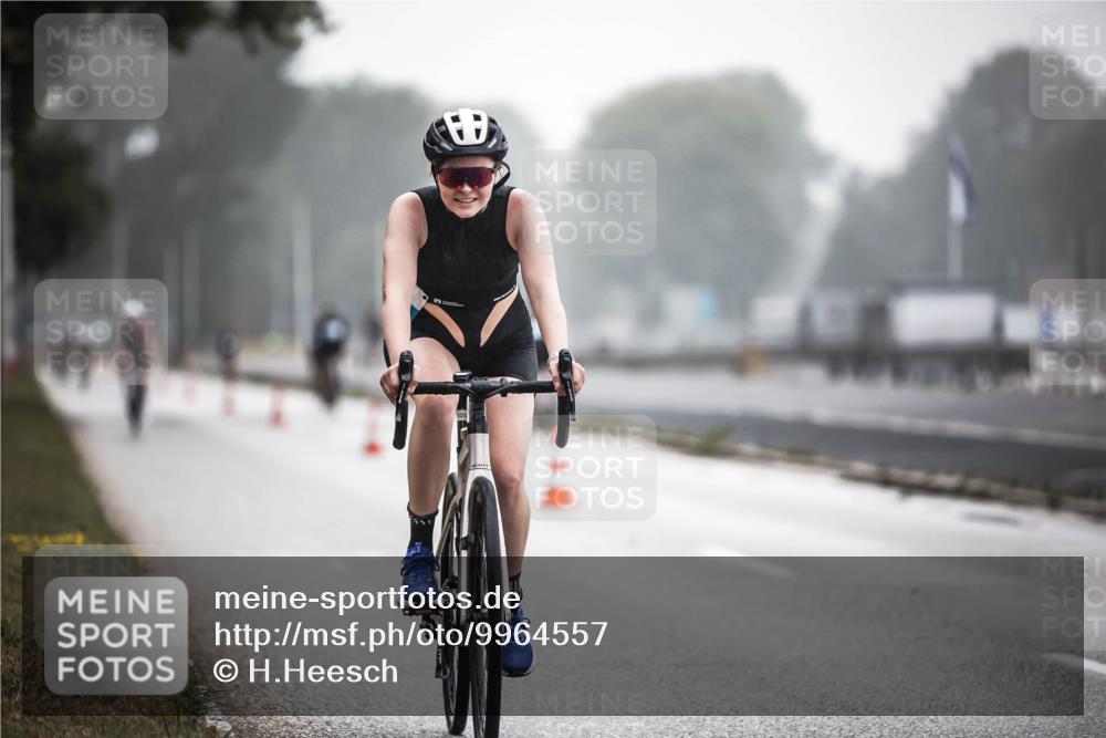 16.08.2026 - KN Förde Triathlon 2026 H.Heesch http://msf.ph/oto/9964557 16.08.2026 09:35:47 Radfahren 195, 238, 259 meine-sportfotos.de