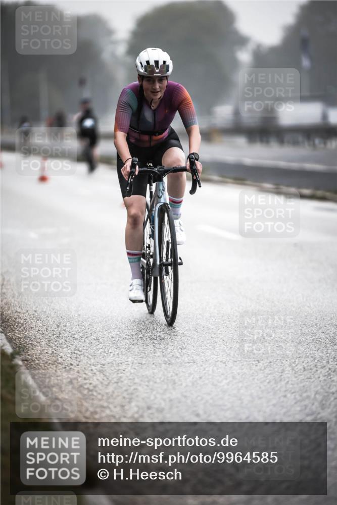 16.08.2026 - KN Förde Triathlon 2026 H.Heesch http://msf.ph/oto/9964585 16.08.2026 09:35:53 Radfahren 189, 195, 225, 254 meine-sportfotos.de