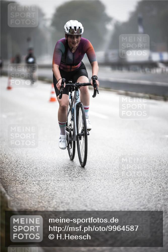 16.08.2026 - KN Förde Triathlon 2026 H.Heesch http://msf.ph/oto/9964587 16.08.2026 09:35:53 Radfahren 189, 195, 225, 254 meine-sportfotos.de