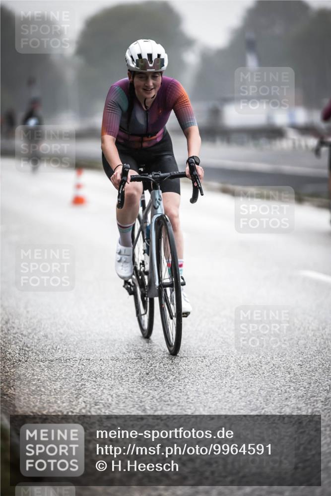 16.08.2026 - KN Förde Triathlon 2026 H.Heesch http://msf.ph/oto/9964591 16.08.2026 09:35:53 Radfahren 189, 195, 225, 254 meine-sportfotos.de