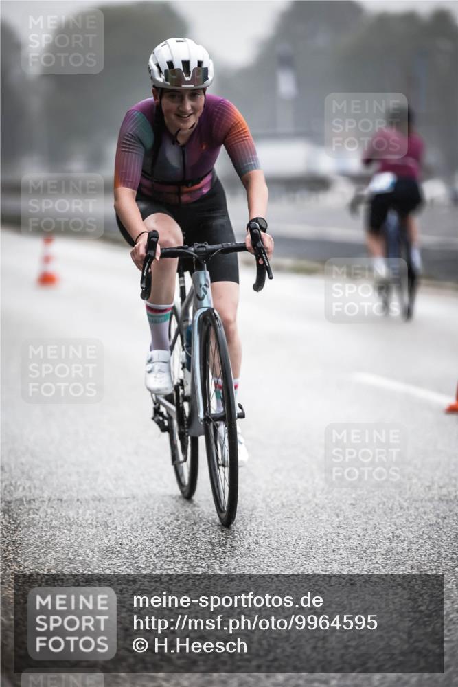 16.08.2026 - KN Förde Triathlon 2026 H.Heesch http://msf.ph/oto/9964595 16.08.2026 09:35:53 Radfahren 189, 195, 225, 254 meine-sportfotos.de