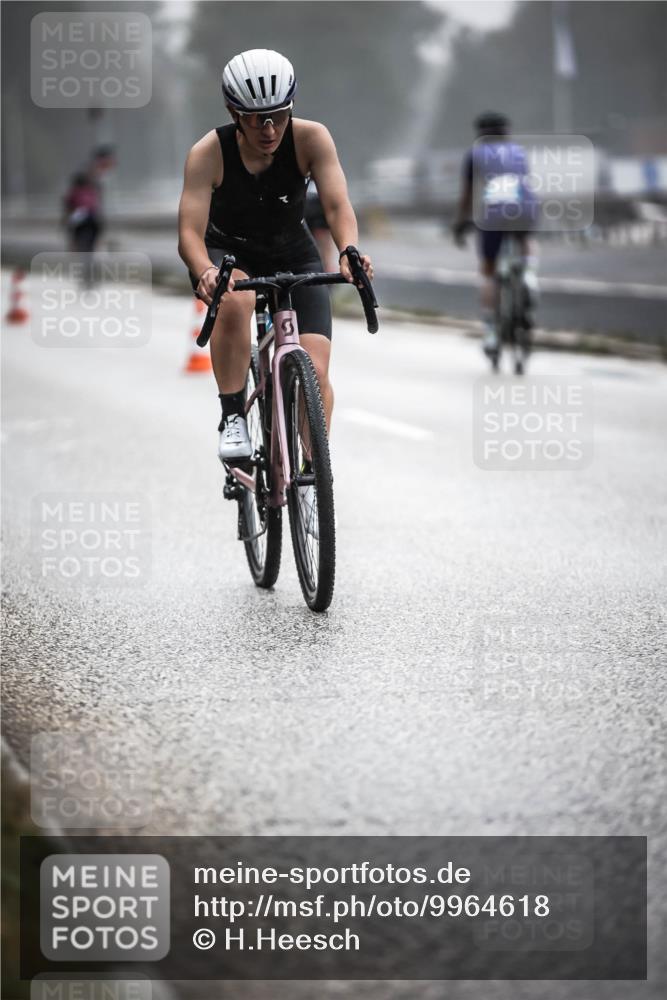 16.08.2026 - KN Förde Triathlon 2026 H.Heesch http://msf.ph/oto/9964618 16.08.2026 09:36:00 Radfahren 164, 187, 189, 198, 247 meine-sportfotos.de