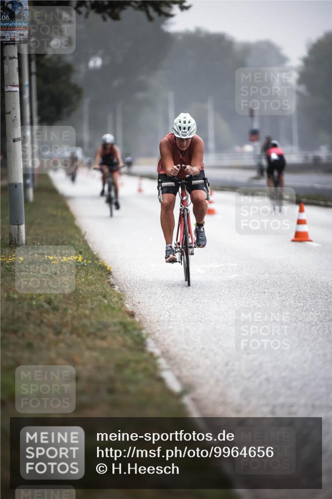16.08.2026 - KN Förde Triathlon 2026 H.Heesch http://msf.ph/oto/9964656 16.08.2026 09:36:07 Radfahren 109, 124, 150, 156, 164, 166, 178, 187, 192, 243, 261 meine-sportfotos.de