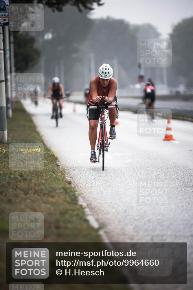 16.08.2026 - KN Förde Triathlon 2026 H.Heesch http://msf.ph/oto/9964660 16.08.2026 09:36:07 Radfahren 109, 124, 150, 156, 164, 166, 178, 187, 192, 243, 261 meine-sportfotos.de