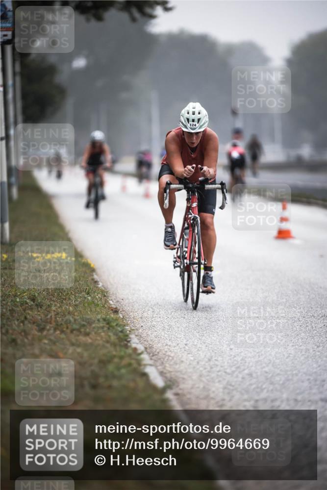 16.08.2026 - KN Förde Triathlon 2026 H.Heesch http://msf.ph/oto/9964669 16.08.2026 09:36:07 Radfahren 109, 124, 150, 156, 164, 166, 178, 187, 192, 243, 261 meine-sportfotos.de