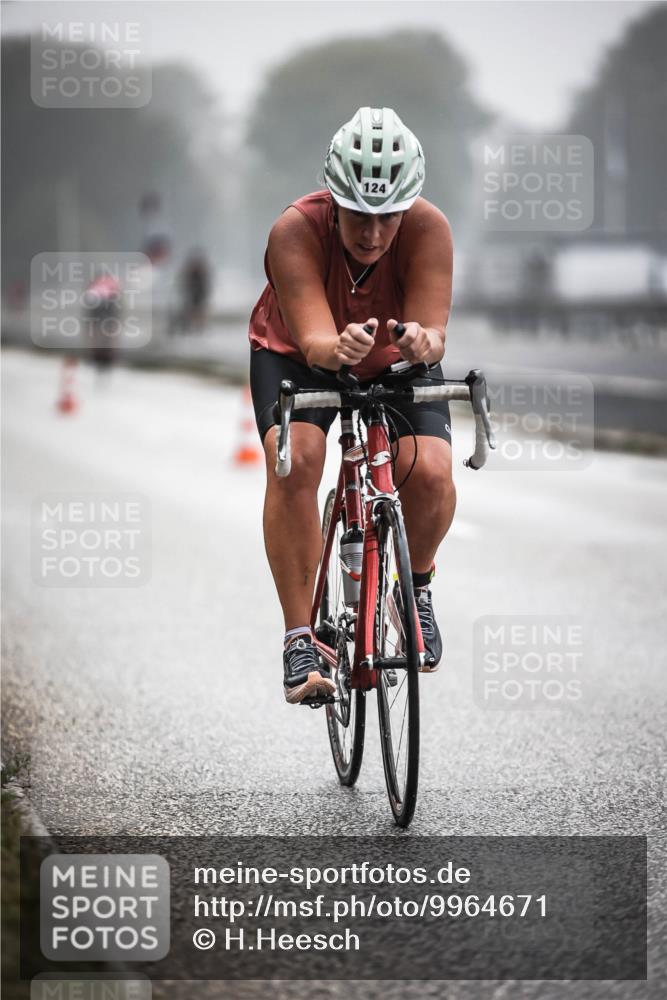 16.08.2026 - KN Förde Triathlon 2026 H.Heesch http://msf.ph/oto/9964671 16.08.2026 09:36:08 Radfahren 109, 124, 138, 150, 156, 164, 166, 178, 187, 192, 243, 261 meine-sportfotos.de