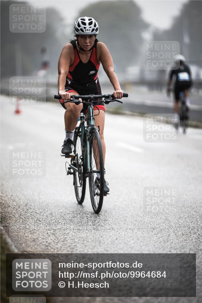 16.08.2026 - KN Förde Triathlon 2026 H.Heesch http://msf.ph/oto/9964684 16.08.2026 09:36:12 Radfahren 109, 138, 156, 186, 243 meine-sportfotos.de