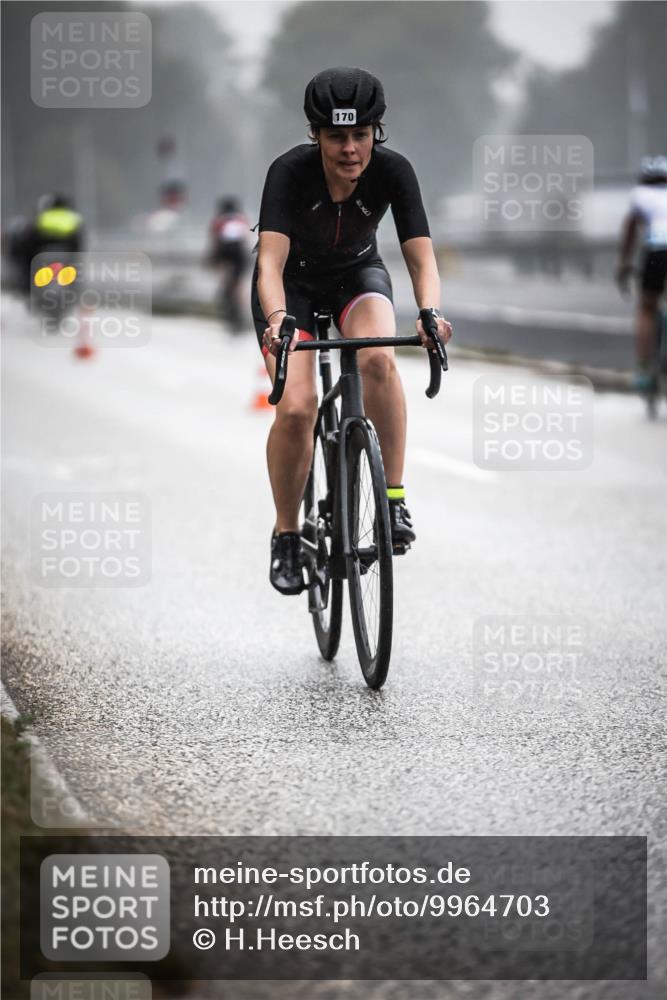 16.08.2026 - KN Förde Triathlon 2026 H.Heesch http://msf.ph/oto/9964703 16.08.2026 09:36:20 Radfahren 170, 174, 183 meine-sportfotos.de