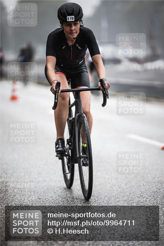 16.08.2026 - KN Förde Triathlon 2026 H.Heesch http://msf.ph/oto/9964711 16.08.2026 09:36:20 Radfahren 170, 174, 183 meine-sportfotos.de