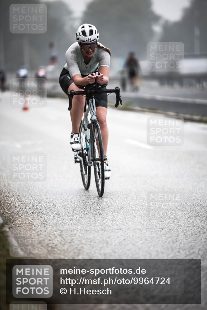 16.08.2026 - KN Förde Triathlon 2026 H.Heesch http://msf.ph/oto/9964724 16.08.2026 09:36:27 Radfahren 103, 174, 224 meine-sportfotos.de