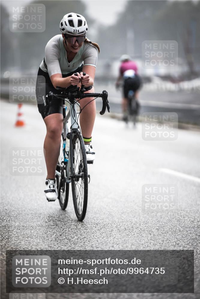 16.08.2026 - KN Förde Triathlon 2026 H.Heesch http://msf.ph/oto/9964735 16.08.2026 09:36:27 Radfahren 103, 174, 224 meine-sportfotos.de