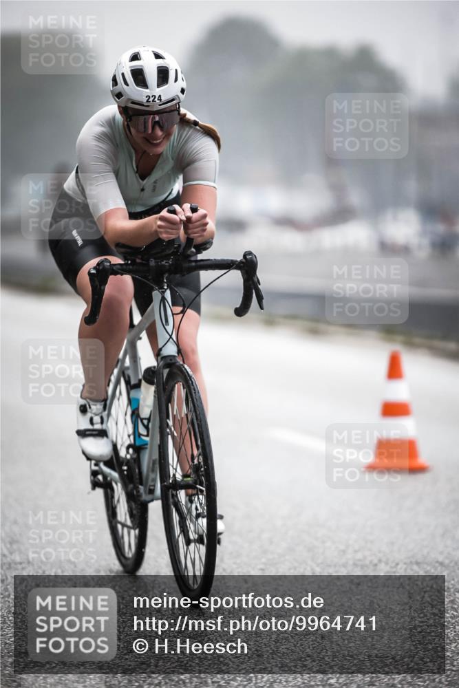 16.08.2026 - KN Förde Triathlon 2026 H.Heesch http://msf.ph/oto/9964741 16.08.2026 09:36:27 Radfahren 103, 174, 224 meine-sportfotos.de