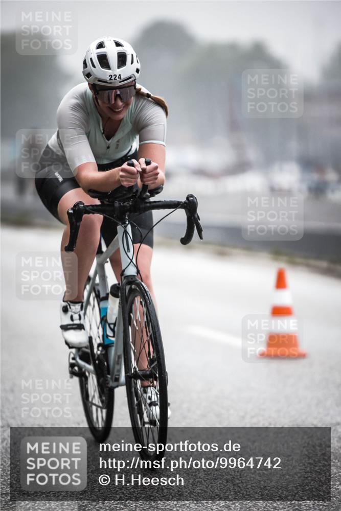 16.08.2026 - KN Förde Triathlon 2026 H.Heesch http://msf.ph/oto/9964742 16.08.2026 09:36:27 Radfahren 103, 174, 224 meine-sportfotos.de