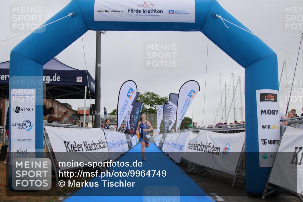 16.08.2026 - KN Förde Triathlon 2026 Markus Tischler http://msf.ph/oto/9964749 16.08.2026 10:11:05 Ziel 104, 104 meine-sportfotos.de