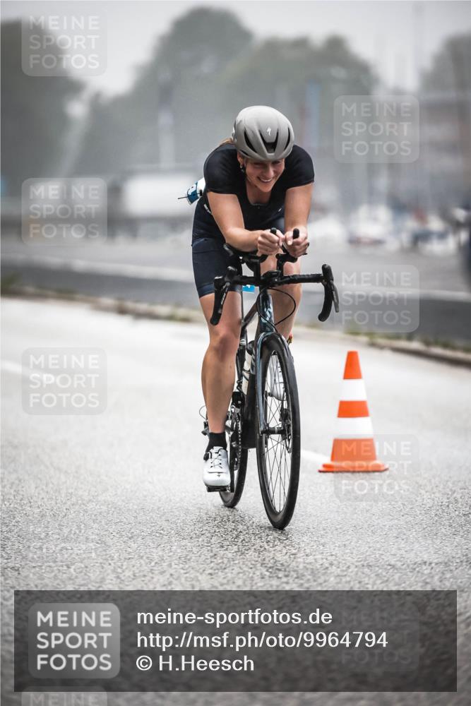 16.08.2026 - KN Förde Triathlon 2026 H.Heesch http://msf.ph/oto/9964794 16.08.2026 09:36:50 Radfahren 105, 114, 115, 227, 236 meine-sportfotos.de
