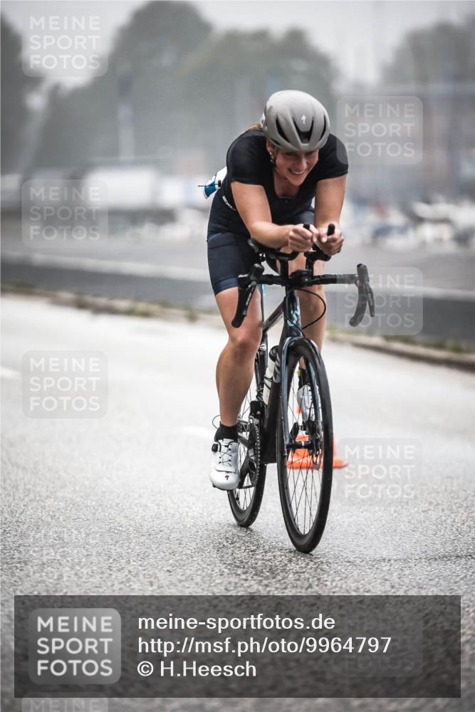 16.08.2026 - KN Förde Triathlon 2026 H.Heesch http://msf.ph/oto/9964797 16.08.2026 09:36:50 Radfahren 105, 114, 115, 227, 236 meine-sportfotos.de