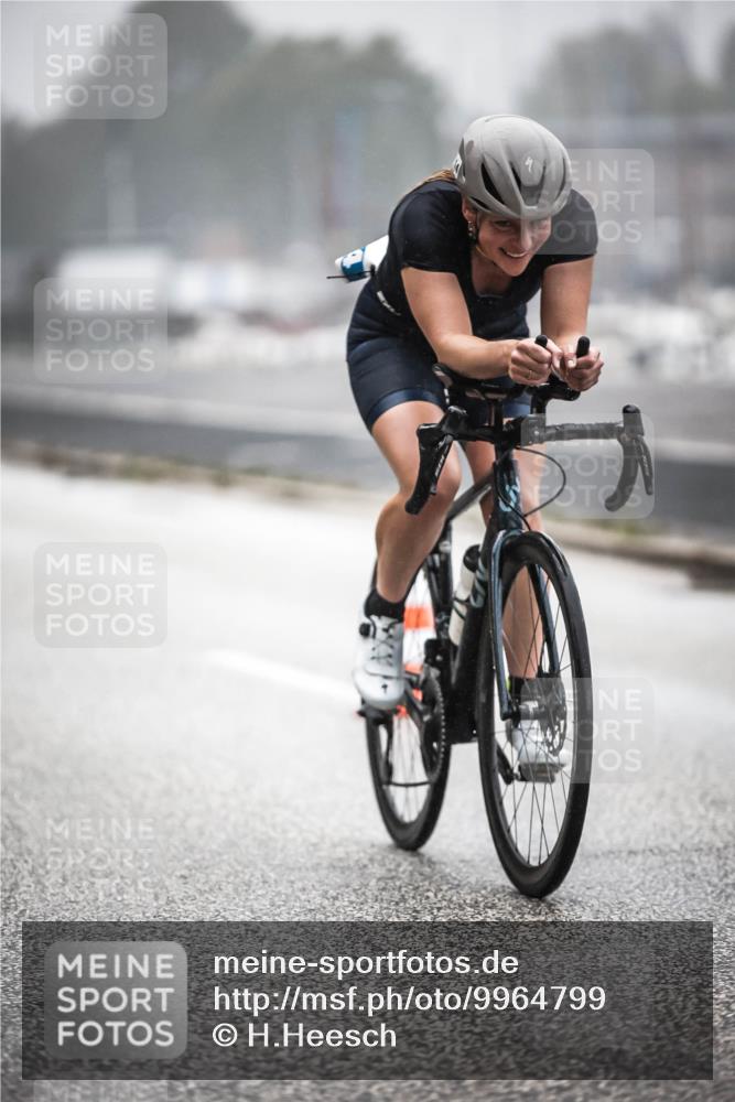 16.08.2026 - KN Förde Triathlon 2026 H.Heesch http://msf.ph/oto/9964799 16.08.2026 09:36:50 Radfahren 105, 114, 115, 227, 236 meine-sportfotos.de
