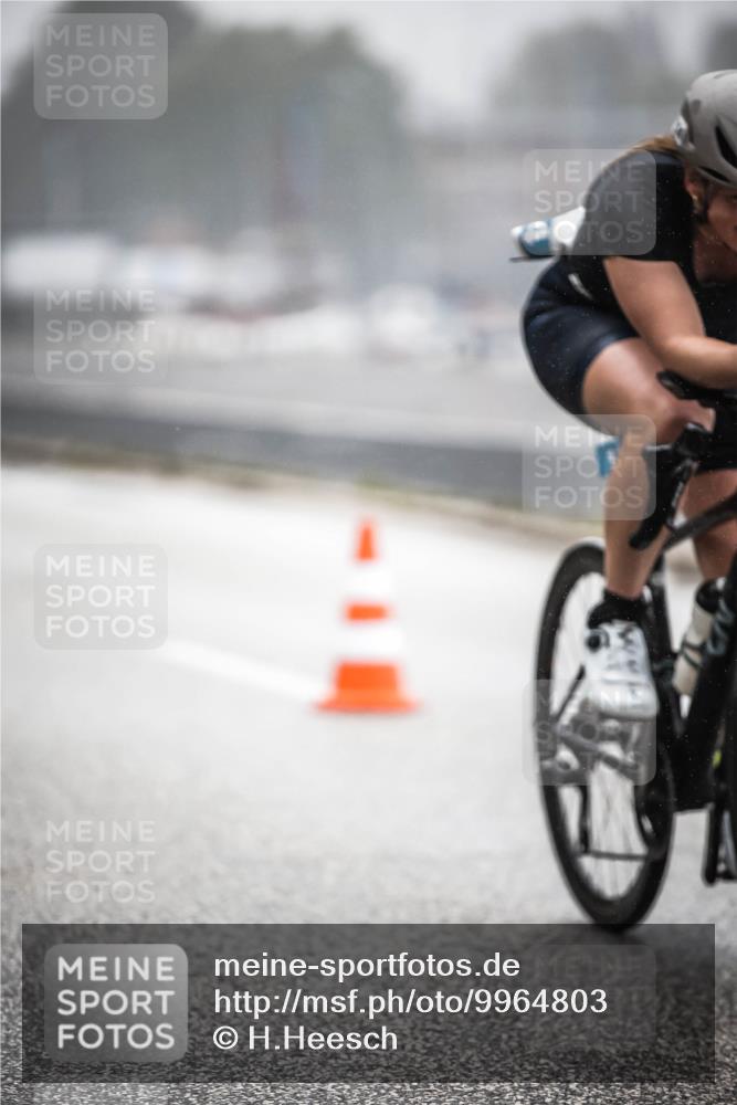 16.08.2026 - KN Förde Triathlon 2026 H.Heesch http://msf.ph/oto/9964803 16.08.2026 09:36:50 Radfahren 105, 114, 115, 227, 236 meine-sportfotos.de