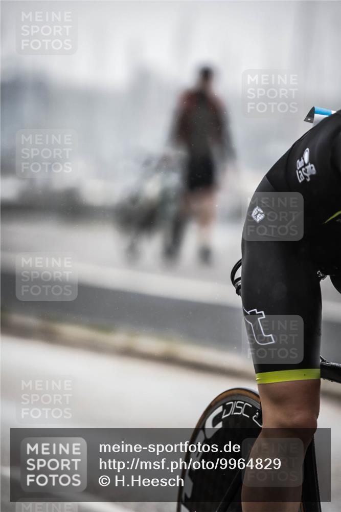 16.08.2026 - KN Förde Triathlon 2026 H.Heesch http://msf.ph/oto/9964829 16.08.2026 09:36:53 Radfahren 114, 115, 236 meine-sportfotos.de