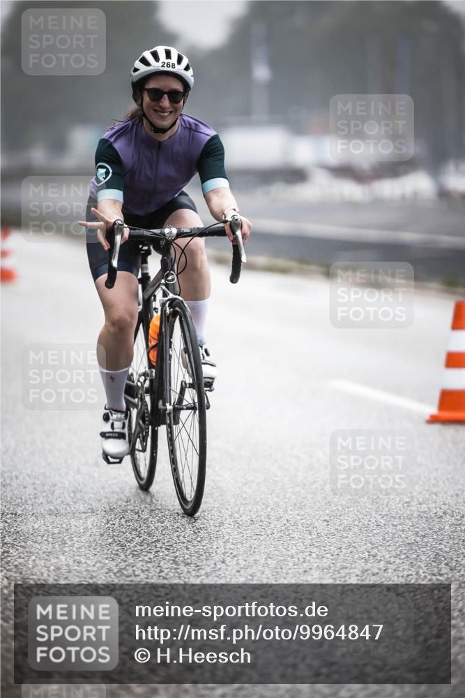 16.08.2026 - KN Förde Triathlon 2026 H.Heesch http://msf.ph/oto/9964847 16.08.2026 09:37:05 Radfahren 145, 190, 200, 250, 268 meine-sportfotos.de