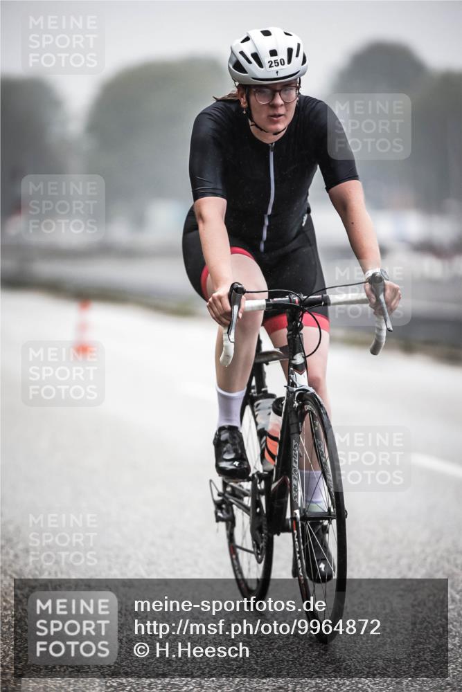 16.08.2026 - KN Förde Triathlon 2026 H.Heesch http://msf.ph/oto/9964872 16.08.2026 09:37:06 Radfahren 145, 153, 200, 250, 268 meine-sportfotos.de