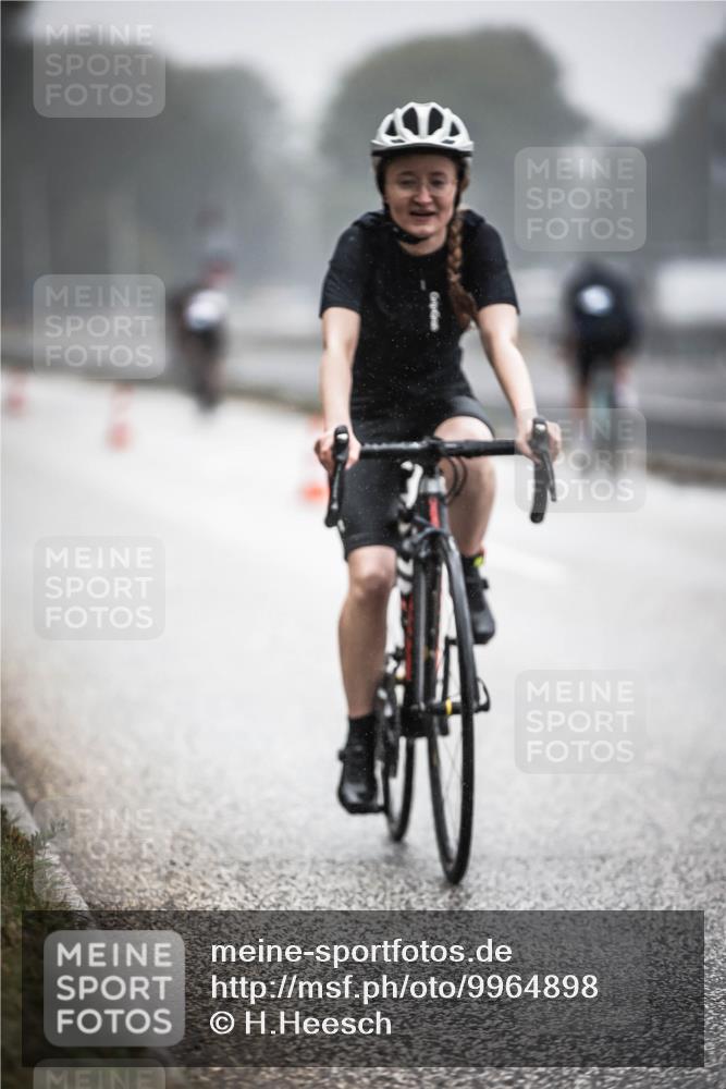 16.08.2026 - KN Förde Triathlon 2026 H.Heesch http://msf.ph/oto/9964898 16.08.2026 09:37:10 Radfahren 145, 153, 169, 200 meine-sportfotos.de