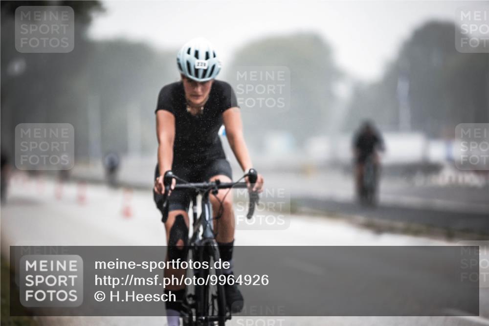 16.08.2026 - KN Förde Triathlon 2026 H.Heesch http://msf.ph/oto/9964926 16.08.2026 09:37:19 Radfahren 119, 228 meine-sportfotos.de