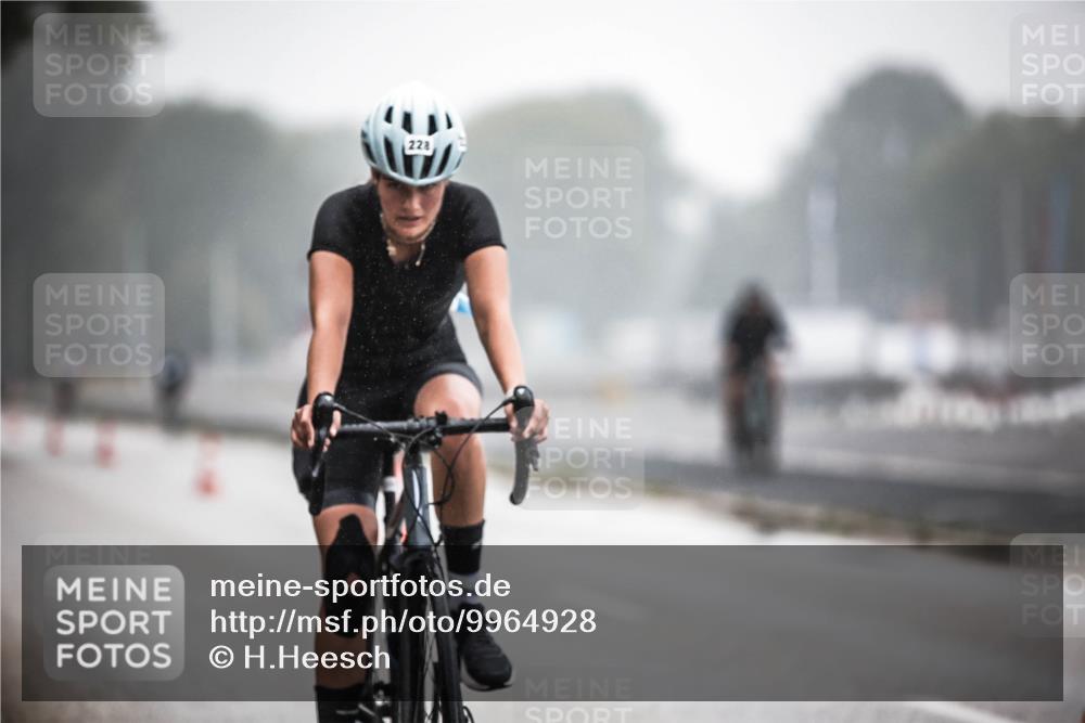 16.08.2026 - KN Förde Triathlon 2026 H.Heesch http://msf.ph/oto/9964928 16.08.2026 09:37:19 Radfahren 119, 228 meine-sportfotos.de