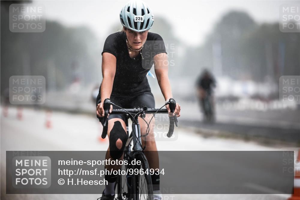 16.08.2026 - KN Förde Triathlon 2026 H.Heesch http://msf.ph/oto/9964934 16.08.2026 09:37:19 Radfahren 119, 228 meine-sportfotos.de
