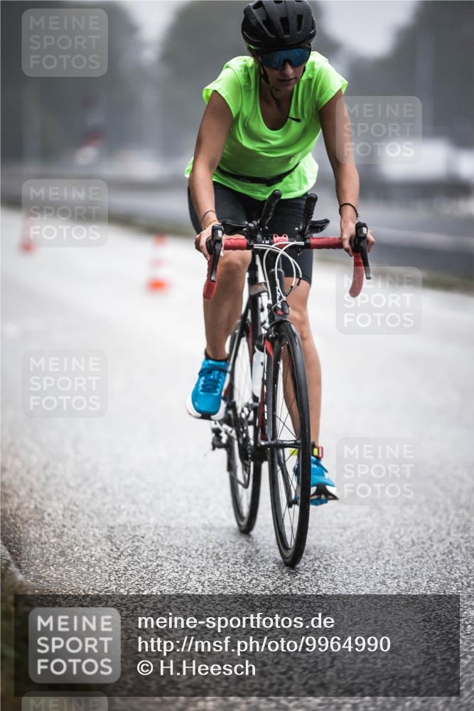 16.08.2026 - KN Förde Triathlon 2026 H.Heesch http://msf.ph/oto/9964990 16.08.2026 09:37:33 Radfahren 191, 197 meine-sportfotos.de