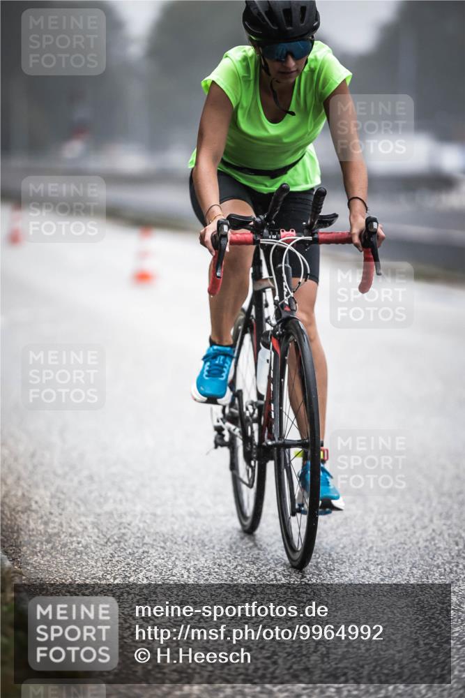 16.08.2026 - KN Förde Triathlon 2026 H.Heesch http://msf.ph/oto/9964992 16.08.2026 09:37:34 Radfahren 191, 197 meine-sportfotos.de