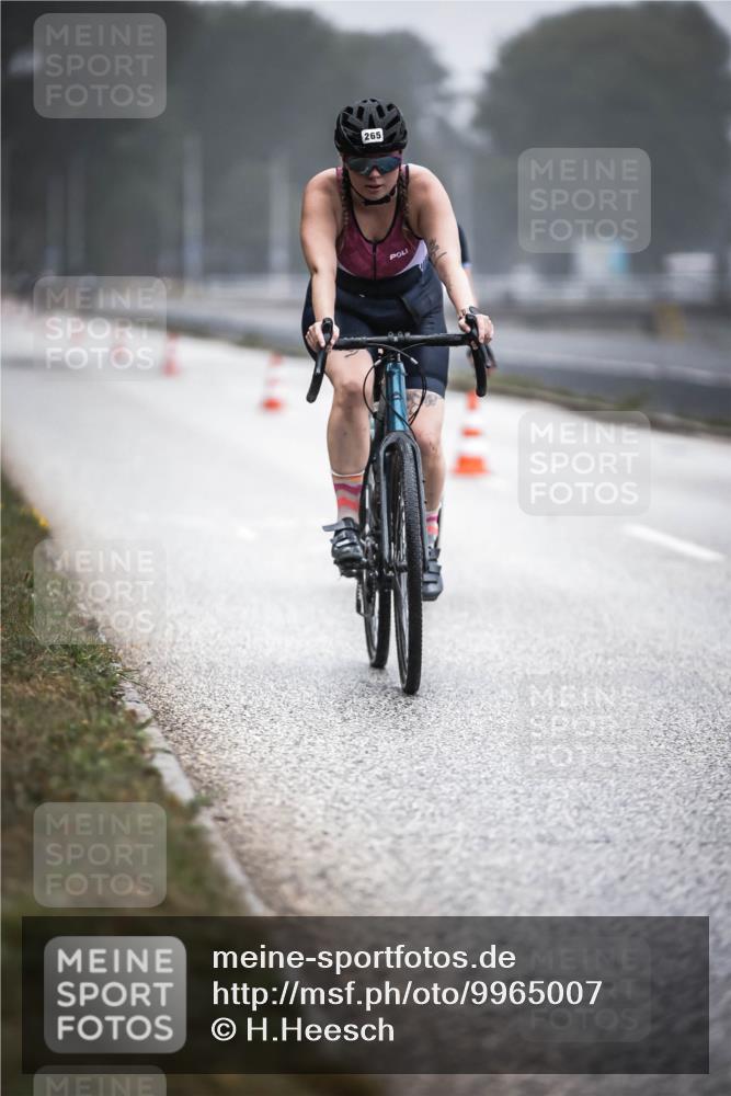 16.08.2026 - KN Förde Triathlon 2026 H.Heesch http://msf.ph/oto/9965007 16.08.2026 09:37:39 Radfahren 146, 163, 175, 265 meine-sportfotos.de