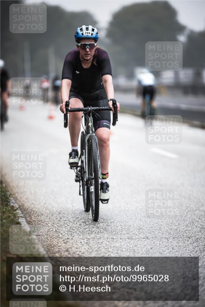 16.08.2026 - KN Förde Triathlon 2026 H.Heesch http://msf.ph/oto/9965028 16.08.2026 09:38:04 Radfahren 142, 172, 184, 264, 266 meine-sportfotos.de