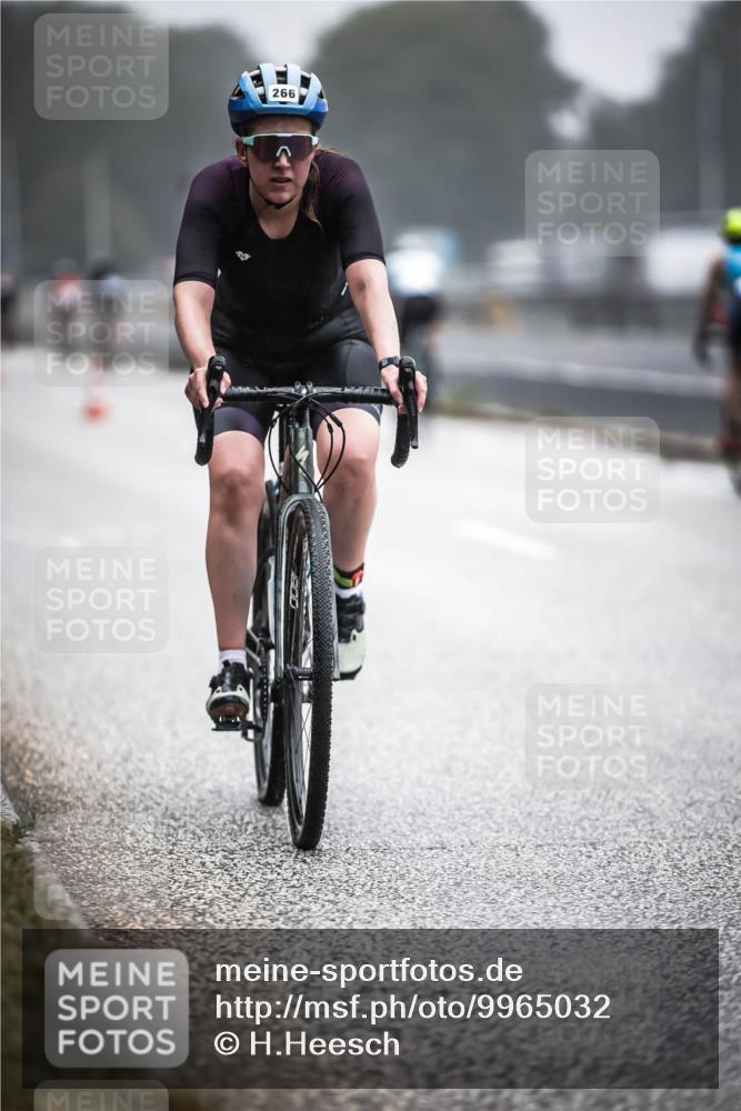 16.08.2026 - KN Förde Triathlon 2026 H.Heesch http://msf.ph/oto/9965032 16.08.2026 09:38:04 Radfahren 142, 172, 184, 264, 266 meine-sportfotos.de