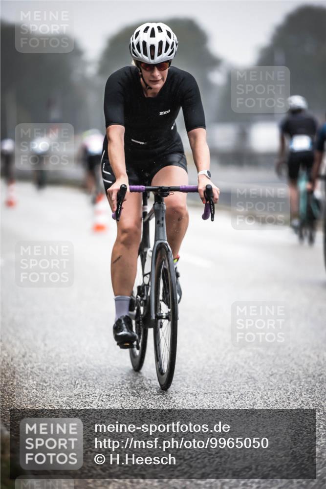 16.08.2026 - KN Förde Triathlon 2026 H.Heesch http://msf.ph/oto/9965050 16.08.2026 09:38:07 Radfahren 161, 172, 184, 264, 266 meine-sportfotos.de