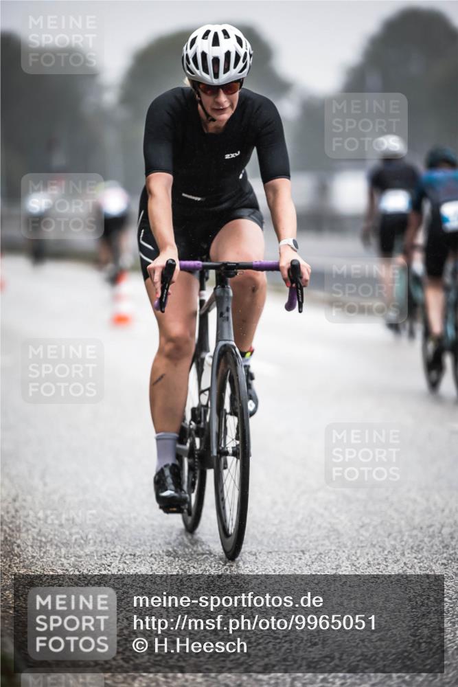 16.08.2026 - KN Förde Triathlon 2026 H.Heesch http://msf.ph/oto/9965051 16.08.2026 09:38:07 Radfahren 161, 172, 184, 264, 266 meine-sportfotos.de
