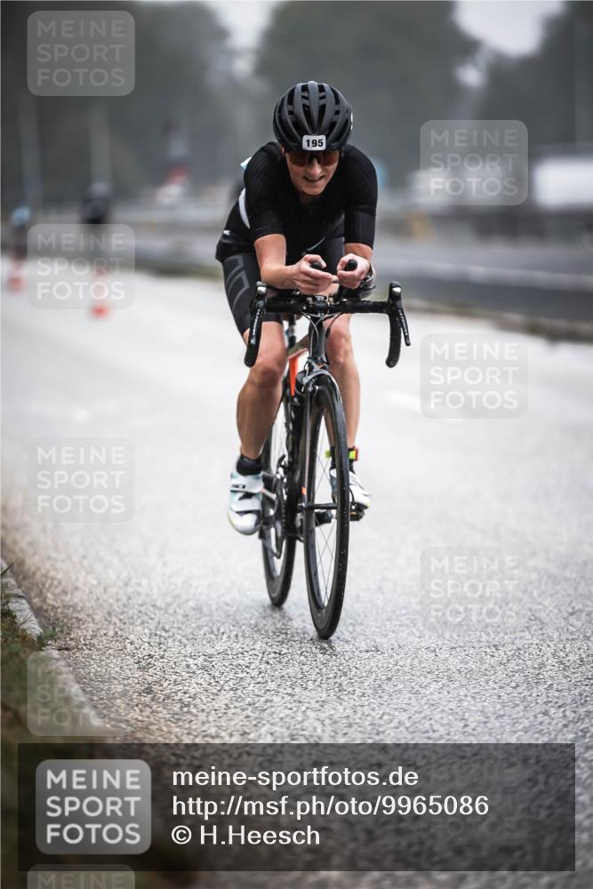 16.08.2026 - KN Förde Triathlon 2026 H.Heesch http://msf.ph/oto/9965086 16.08.2026 09:38:20 Radfahren 123, 195, 212, 225, 233, 234 meine-sportfotos.de
