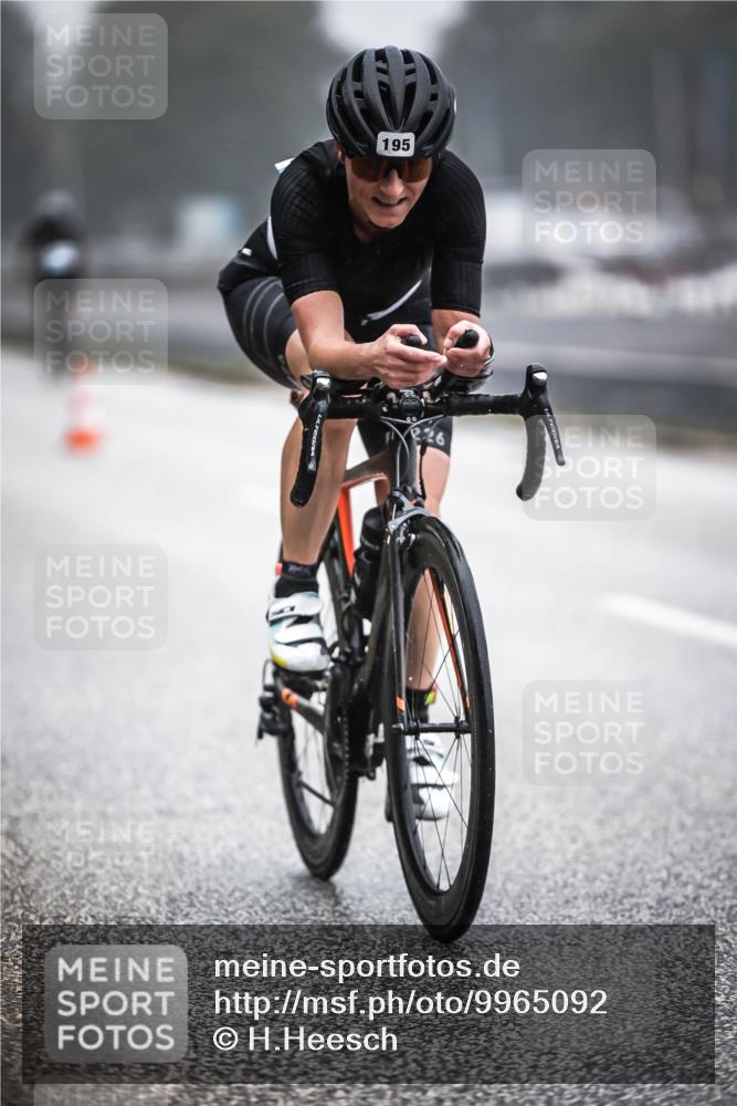 16.08.2026 - KN Förde Triathlon 2026 H.Heesch http://msf.ph/oto/9965092 16.08.2026 09:38:20 Radfahren 123, 195, 212, 225, 233, 234 meine-sportfotos.de