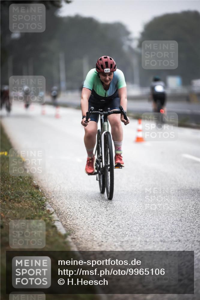 16.08.2026 - KN Förde Triathlon 2026 H.Heesch http://msf.ph/oto/9965106 16.08.2026 09:38:24 Radfahren 101, 123, 225, 233, 234 meine-sportfotos.de