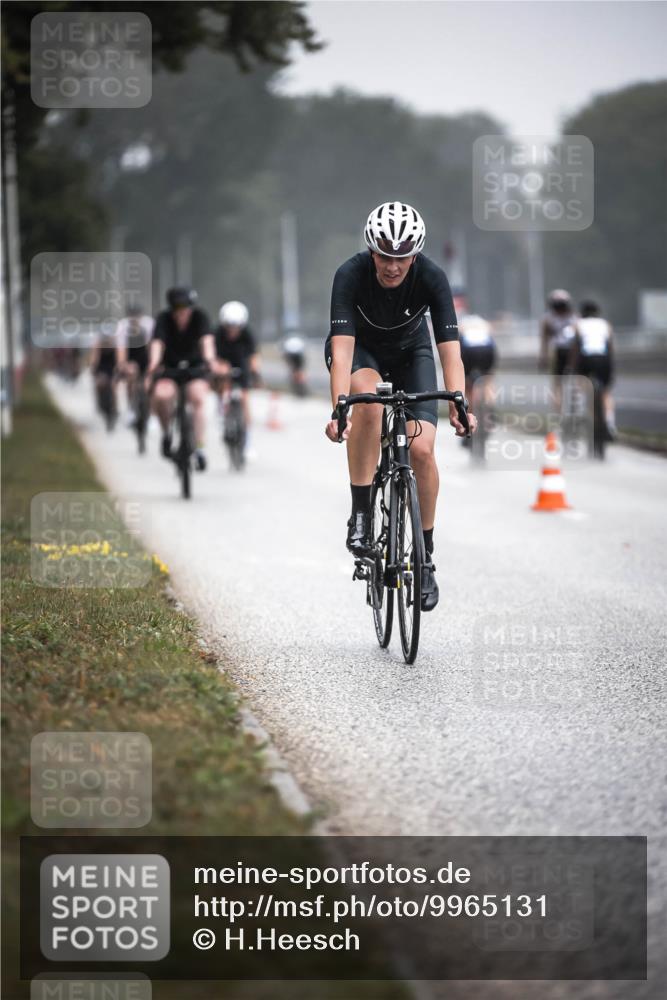 16.08.2026 - KN Förde Triathlon 2026 H.Heesch http://msf.ph/oto/9965131 16.08.2026 09:38:34 Radfahren 108, 132, 164, 178, 189, 198, 263 meine-sportfotos.de