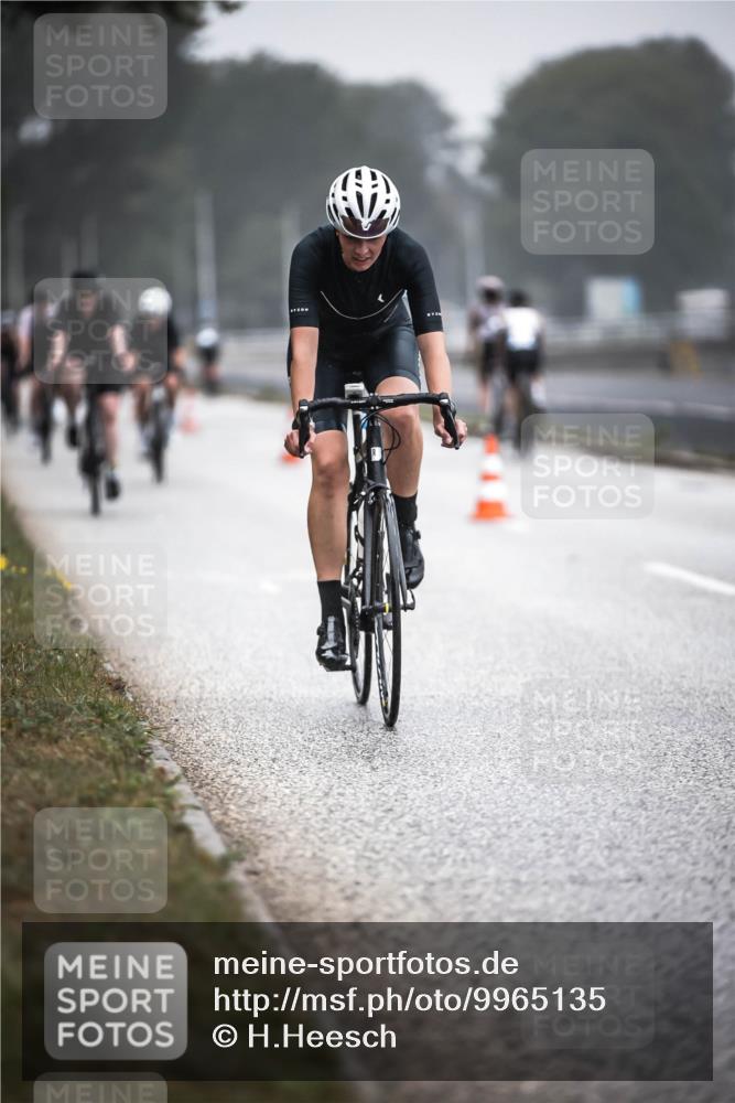 16.08.2026 - KN Förde Triathlon 2026 H.Heesch http://msf.ph/oto/9965135 16.08.2026 09:38:34 Radfahren 108, 132, 164, 178, 189, 198, 263 meine-sportfotos.de