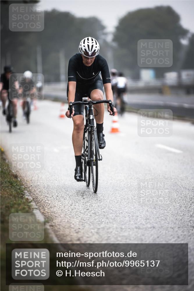 16.08.2026 - KN Förde Triathlon 2026 H.Heesch http://msf.ph/oto/9965137 16.08.2026 09:38:34 Radfahren 108, 132, 164, 178, 189, 198, 263 meine-sportfotos.de