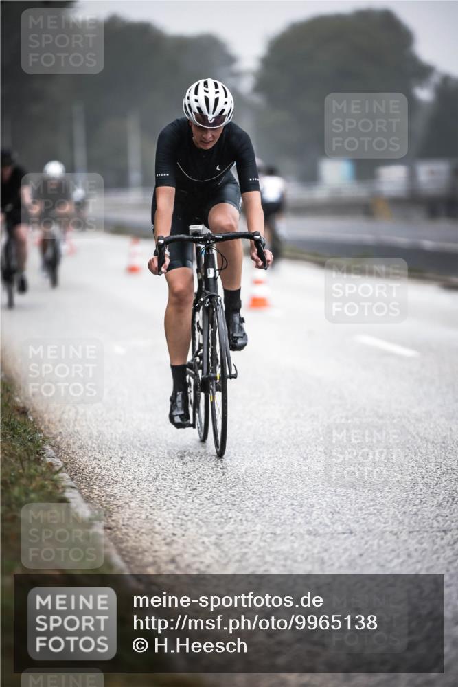 16.08.2026 - KN Förde Triathlon 2026 H.Heesch http://msf.ph/oto/9965138 16.08.2026 09:38:34 Radfahren 108, 132, 164, 178, 189, 198, 263 meine-sportfotos.de