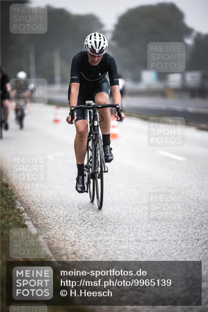 16.08.2026 - KN Förde Triathlon 2026 H.Heesch http://msf.ph/oto/9965139 16.08.2026 09:38:34 Radfahren 108, 132, 164, 178, 189, 198, 263 meine-sportfotos.de