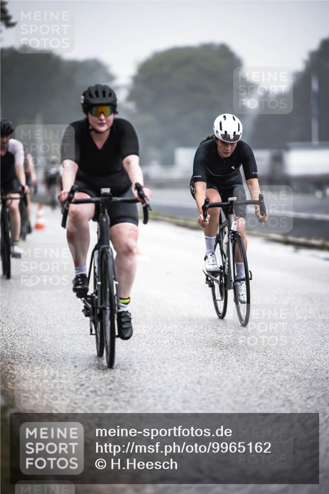 16.08.2026 - KN Förde Triathlon 2026 H.Heesch http://msf.ph/oto/9965162 16.08.2026 09:38:37 Radfahren 108, 109, 164, 178, 192, 198, 263 meine-sportfotos.de